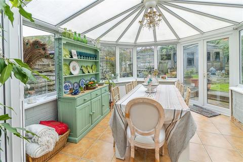 5 bedroom detached house for sale, West End Road, Silsoe, Bedford