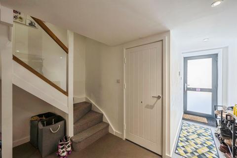 3 bedroom terraced house for sale, Wharf Road, Retford