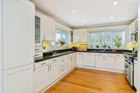 4 bedroom detached house for sale, Petroc Drive, Newton Abbot