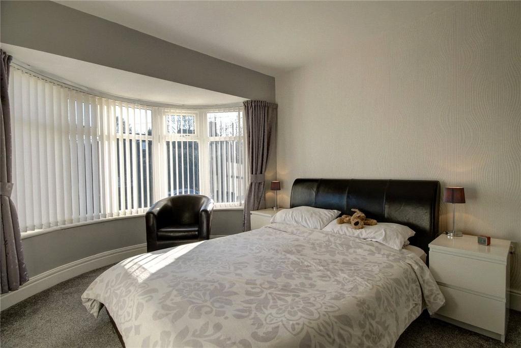Bedroom 1 Pic 2