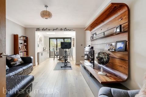 2 bedroom terraced house for sale, Brookfield Close, Redhill