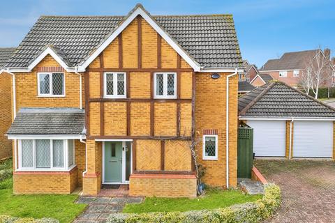 4 bedroom detached house for sale, Goodhew Close, Kettering