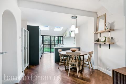 2 bedroom terraced house for sale, Coteford Street, London