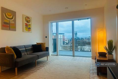 1 bedroom flat to rent, Danvers Avenue, London, SW11