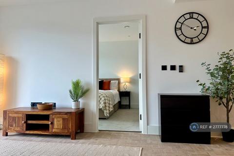 1 bedroom flat to rent, Danvers Avenue, London, SW11
