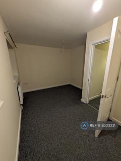 3 bedroom end of terrace house to rent, Station Road, Nottingham, NG16
