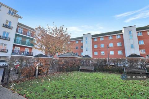 2 bedroom flat to rent, Hermitage Close, London, SE2