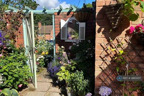 4 bedroom semi-detached house to rent, Sedgehill Avenue, Birmingham, B17