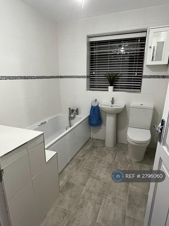 Bathroom (Shower Screen &amp; Fitting To Be Fitted)