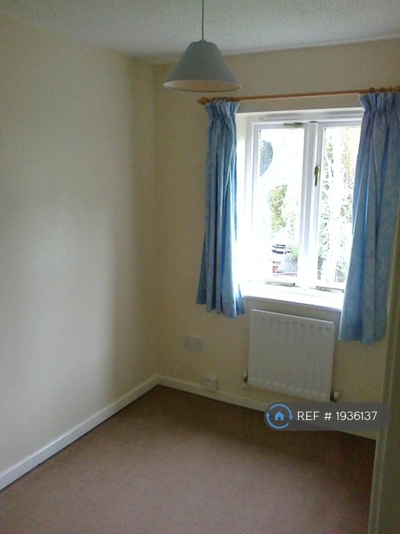 Rear Bedroom