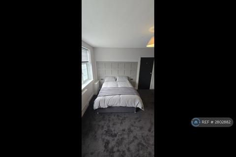 undefined, Park Way, Ruislip, HA4