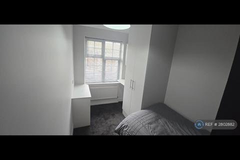 undefined, Park Way, Ruislip, HA4