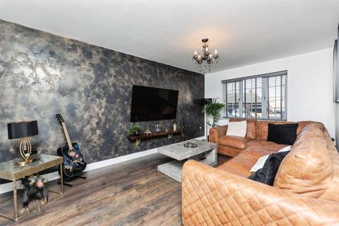 4 bedroom detached house for sale, Park View, Brierley, Barnsley