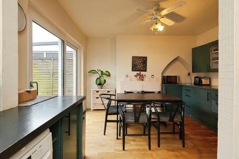 4 bedroom semi-detached house for sale, Summerdale Road, Hove