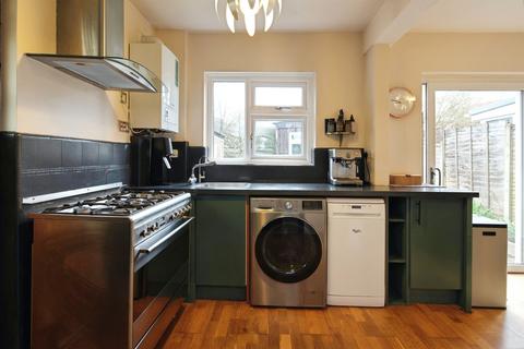 4 bedroom semi-detached house for sale, Summerdale Road, Hove