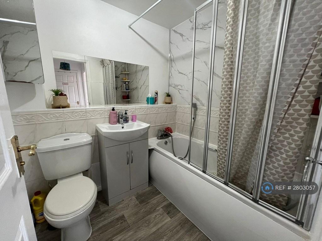 Common Bathroom