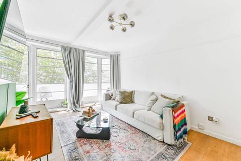 3 bedroom flat to rent, London Road, Thornton Heath, CR7