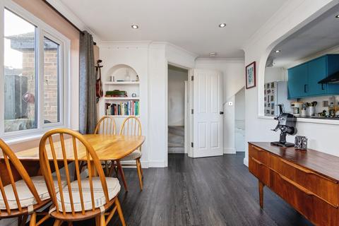 2 bedroom terraced house for sale, Devoil Close, Burpham, Guildford, GU4