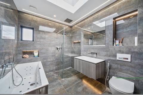 undefined, Creighton Avenue London N10