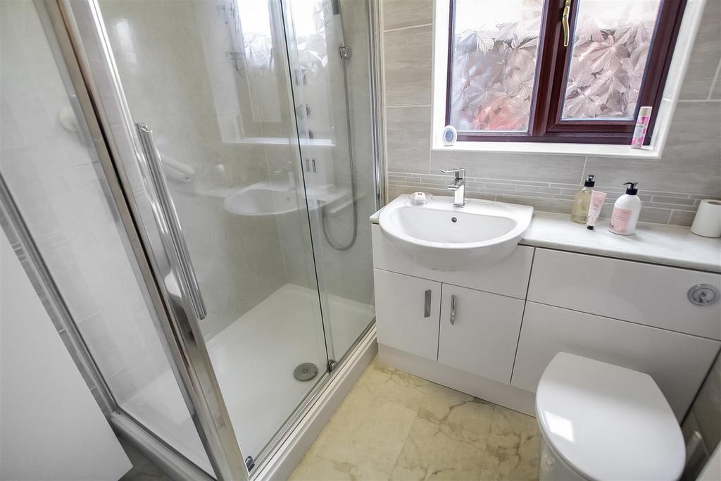 Shower Room.jpg