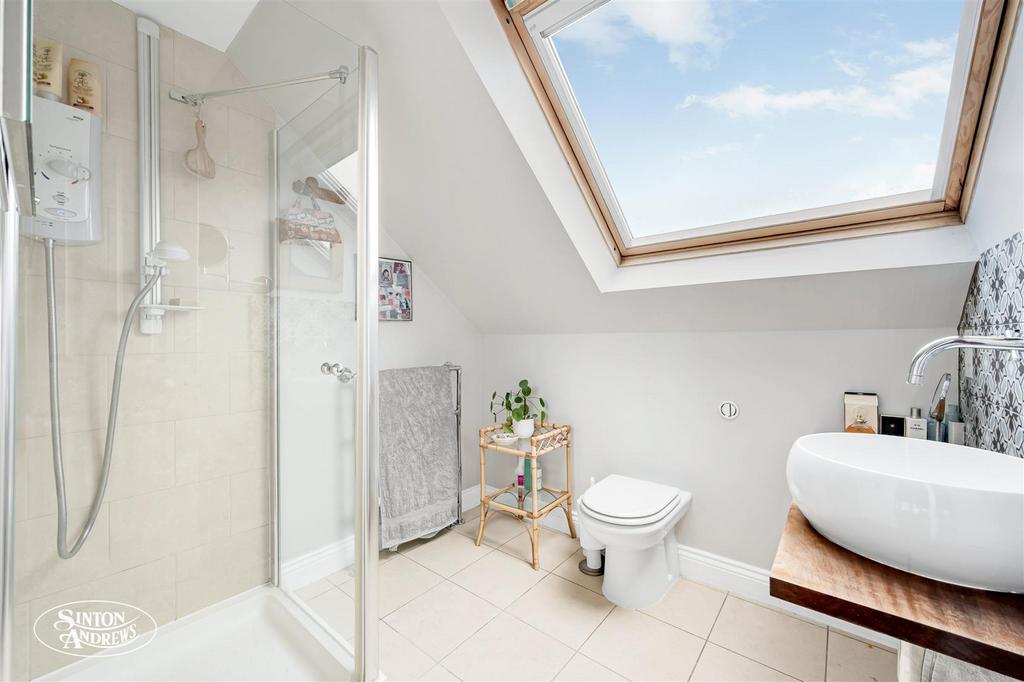 4 Carew Road-15.jpg