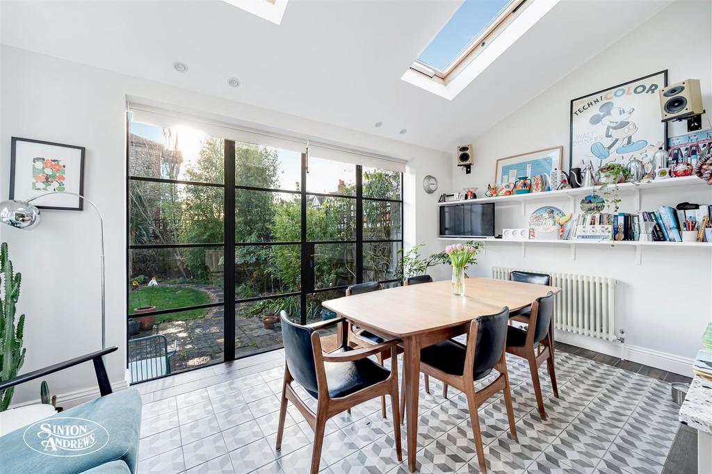4 Carew Road-7.jpg
