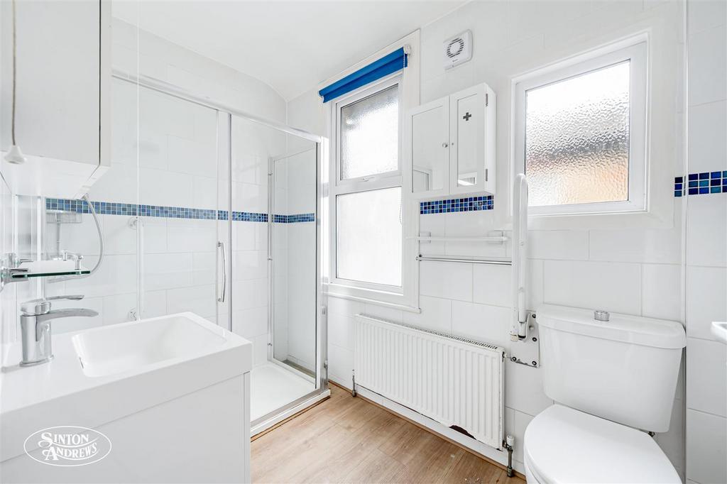 156 Coldershaw Road-11.jpg