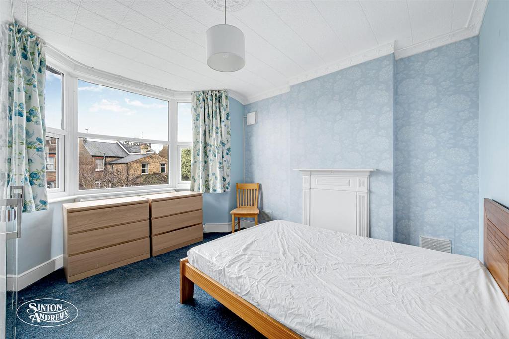 156 Coldershaw Road-8.jpg
