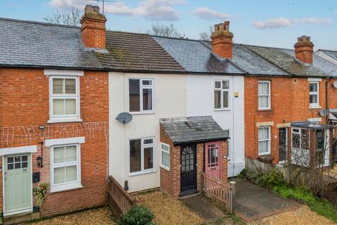 2 bedroom terraced house for sale, Wescott Road, Wokingham, RG40