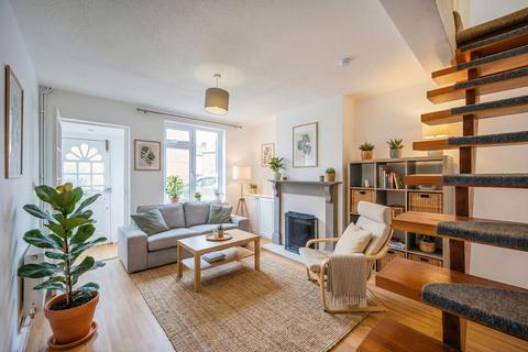 2 bedroom terraced house for sale, Wescott Road, Wokingham, RG40