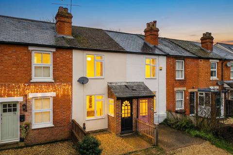 2 bedroom terraced house for sale, Wescott Road, Wokingham, RG40