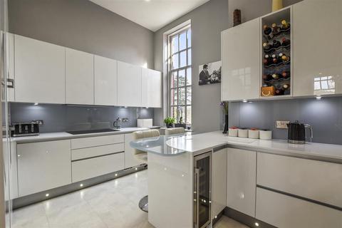 2 bedroom flat for sale, Napsbury Park