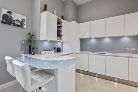 2 bedroom flat for sale, Napsbury Park