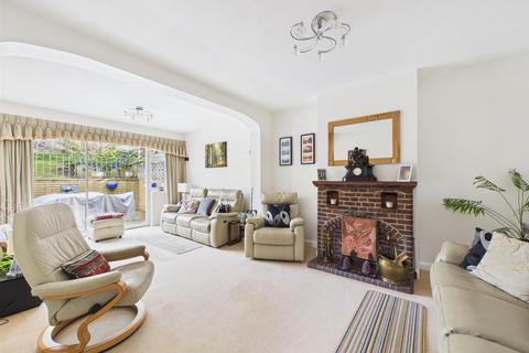 4 bedroom semi-detached house for sale, Famet Avenue, Purley CR8
