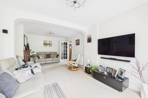 4 bedroom semi-detached house for sale, Famet Avenue, Purley CR8