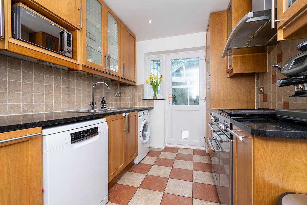 Kitchen one.jpg