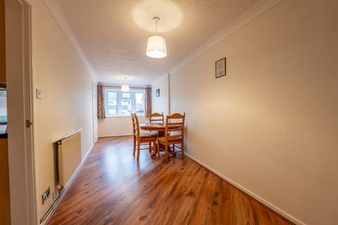 3 bedroom semi-detached house for sale, Willow Road, Barton-under-needwood, DE13