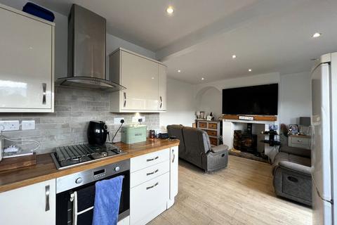 3 bedroom terraced house for sale, Tai Dinas, Llangefni, Anglesey, LL77
