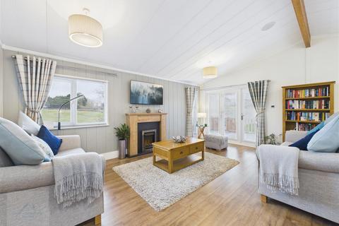 2 bedroom bungalow for sale, London Road, Allostock, Northwich
