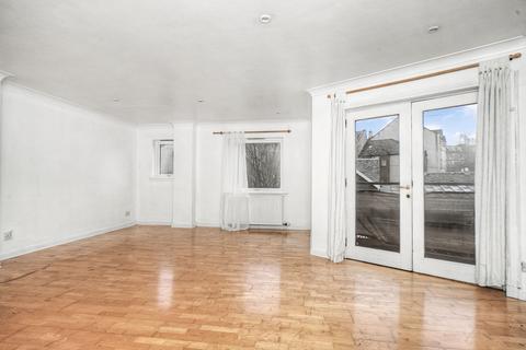3 bedroom duplex for sale, 15/1 Rennie's Isle, Edinburgh, EH6 6QB
