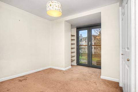 3 bedroom duplex for sale, 15/1 Rennie's Isle, Edinburgh, EH6 6QB