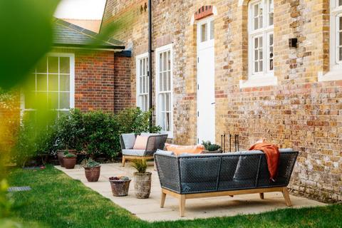 4 bedroom mews for sale, Trent Park, Chamberlain Court, Enfield, Daffodil Crescent, Barnet EN4