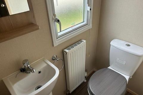 undefined, Stanford Bishop WR6