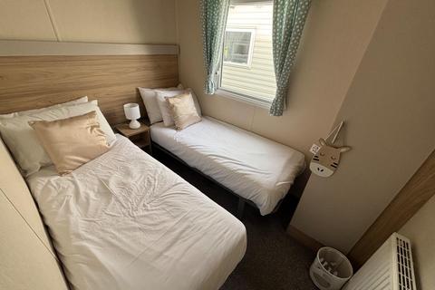 3 bedroom static caravan for sale, St. Johns Road, Whitstable CT5