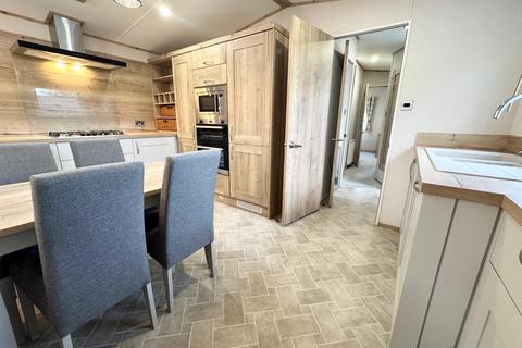 undefined, Chilling Lane, Warsash SO31