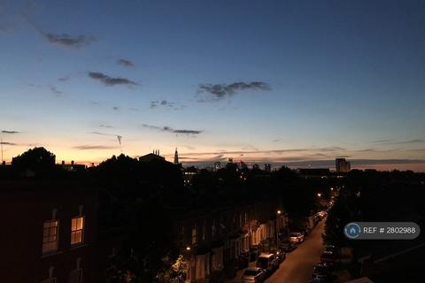 1 bedroom penthouse to rent, Goldsmith Road, London, SE15