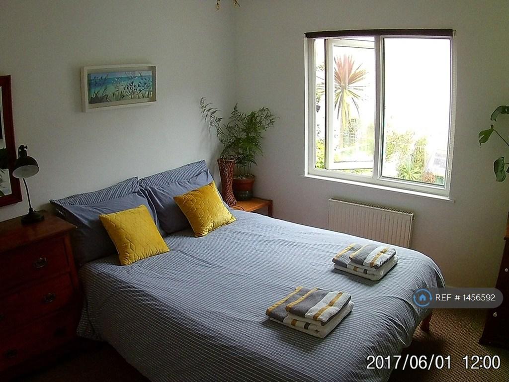 Back Bedroom