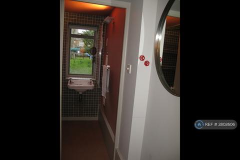1 bedroom flat to rent, Tollington Park, London, N4