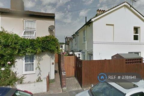 2 bedroom end of terrace house to rent, Norman Road, Tunbridge Wells, TN1