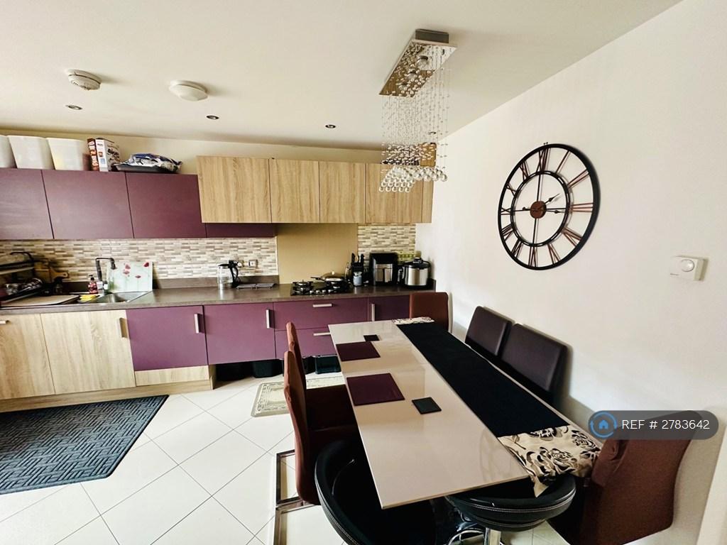 Kitchen/Dining